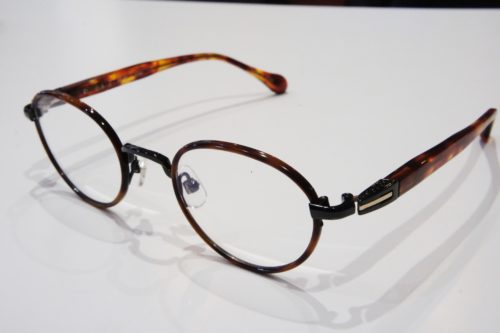 杉本 圭「KS-95」のメガネ