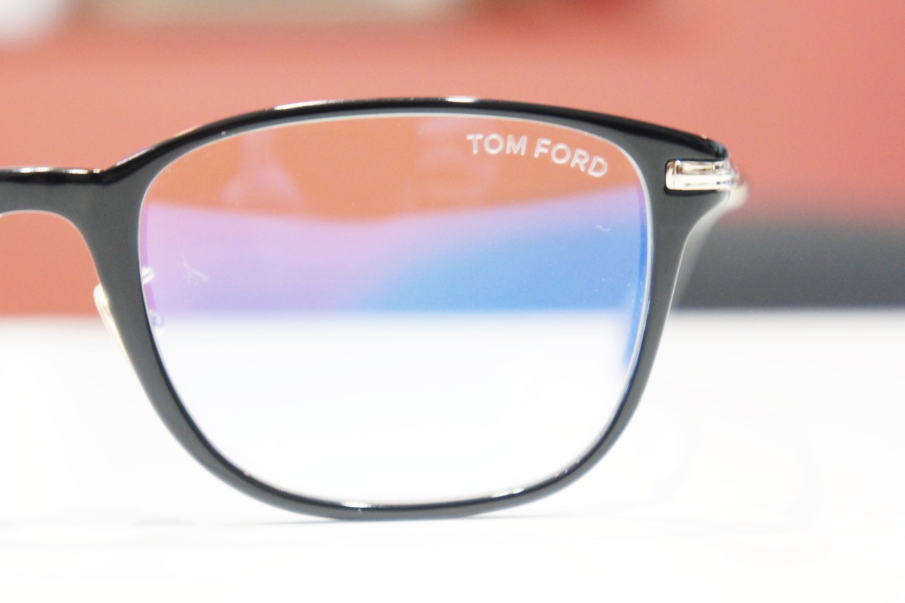 TOM FORD(トムフォード) 「TF5715-D-B」の純正ブルーカットレンズ