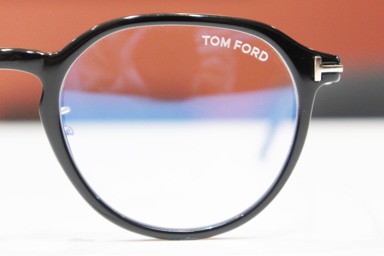 TOM FORD（トムフォード）「TF5777-D-B」のブルーライトカットレンズ