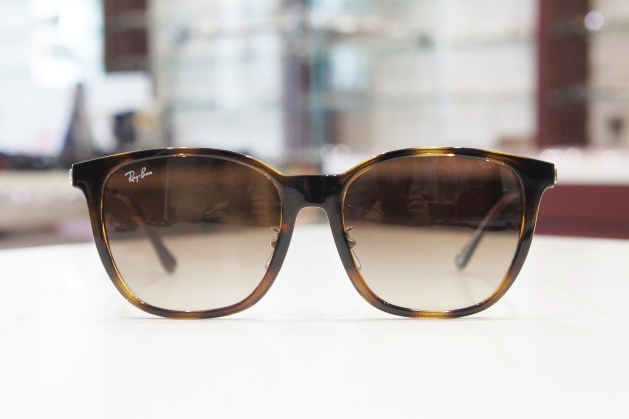 Ray-Ban「RB4333D」710/13