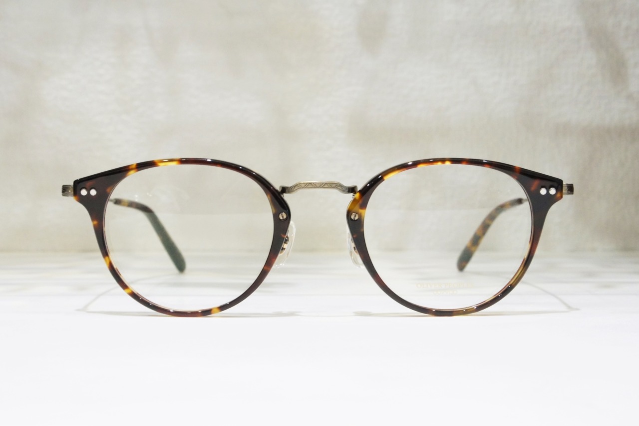 OLIVER PEOPLES「CODEE（OV5423D）」のフロント