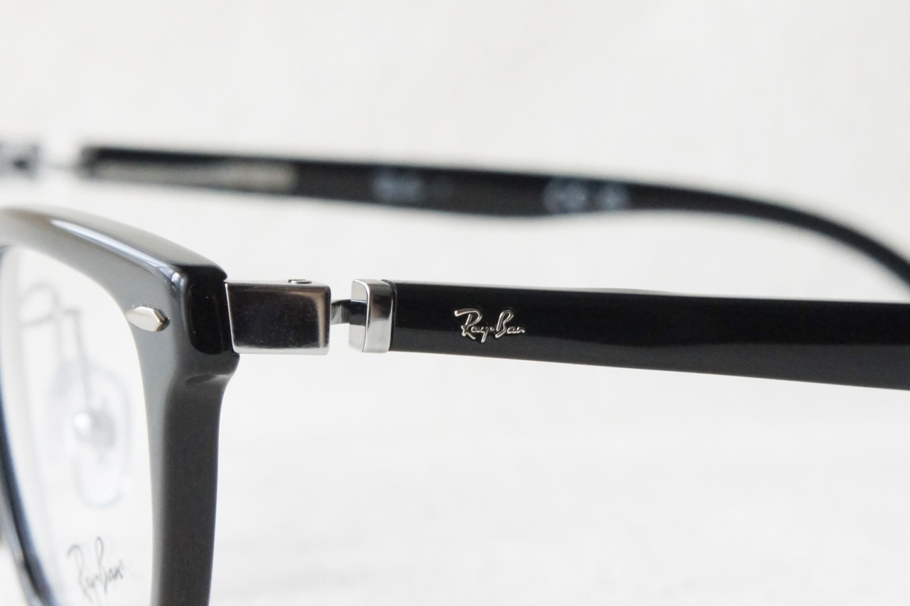 Ray-Ban（レイバン）のメガネフレーム「RX5426D」の智