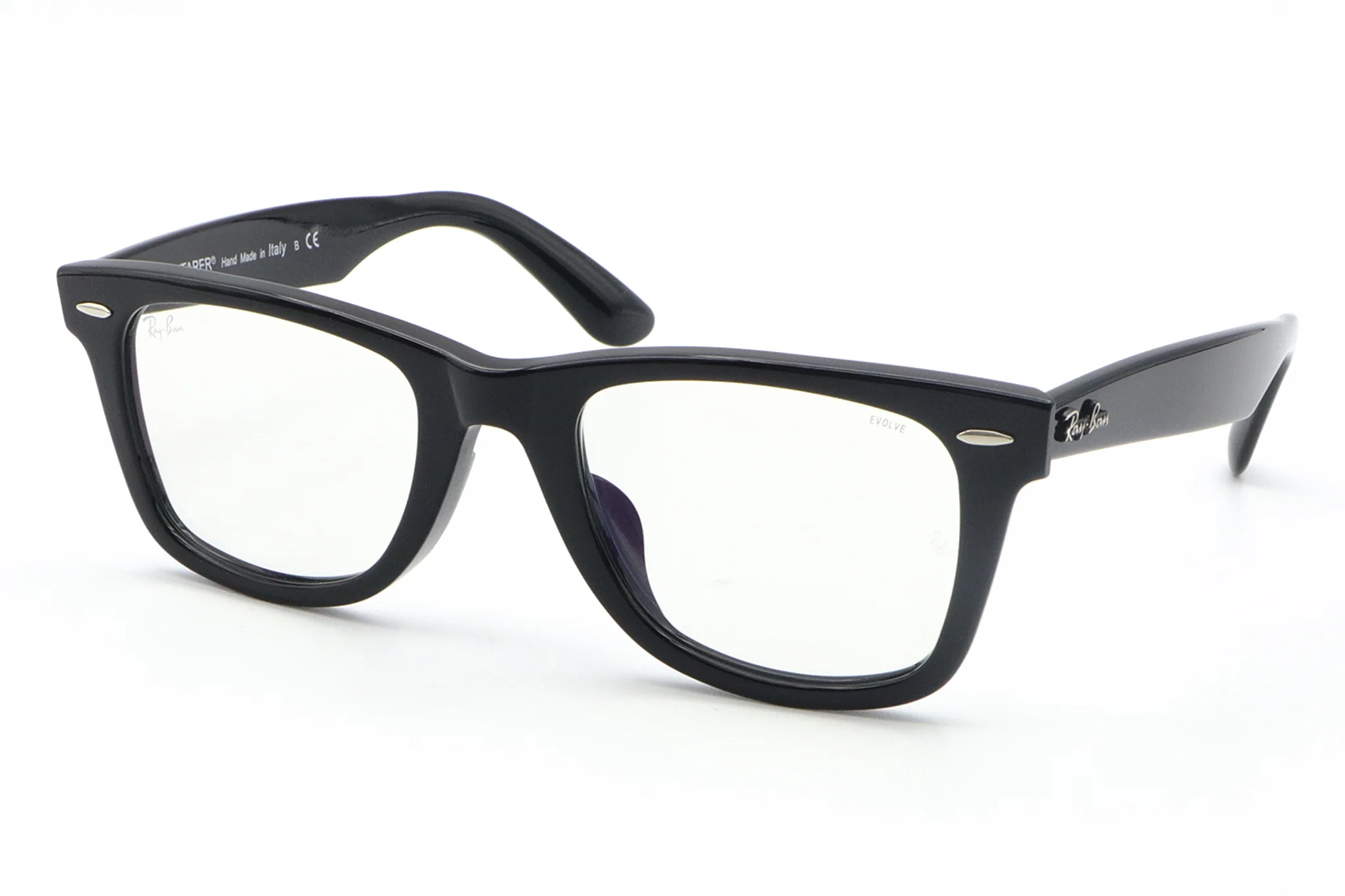 Ray-Ban「WAYFARER（RB2140-F）」901/5F